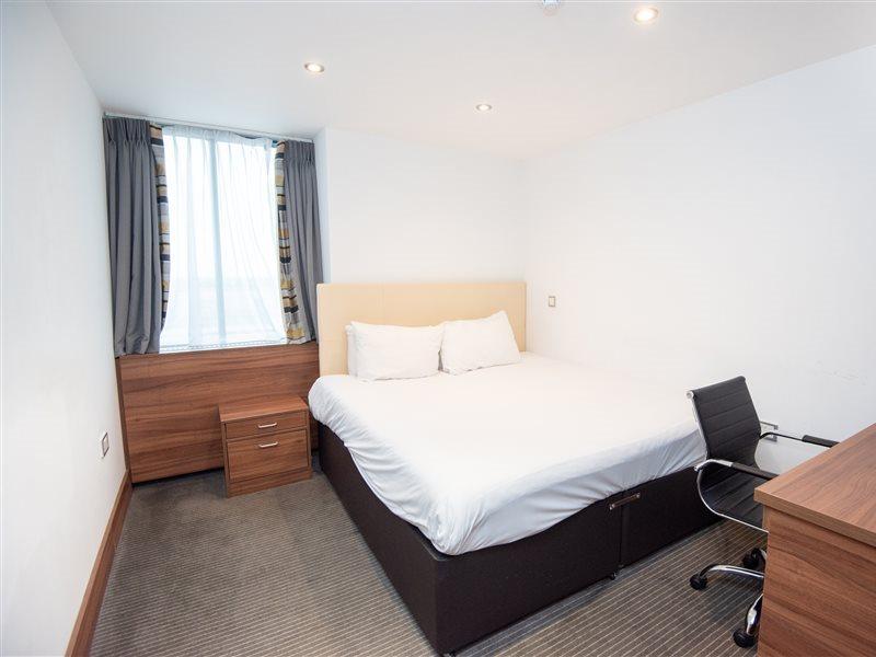 Livin' Serviced Apartments Watford  Exterior photo