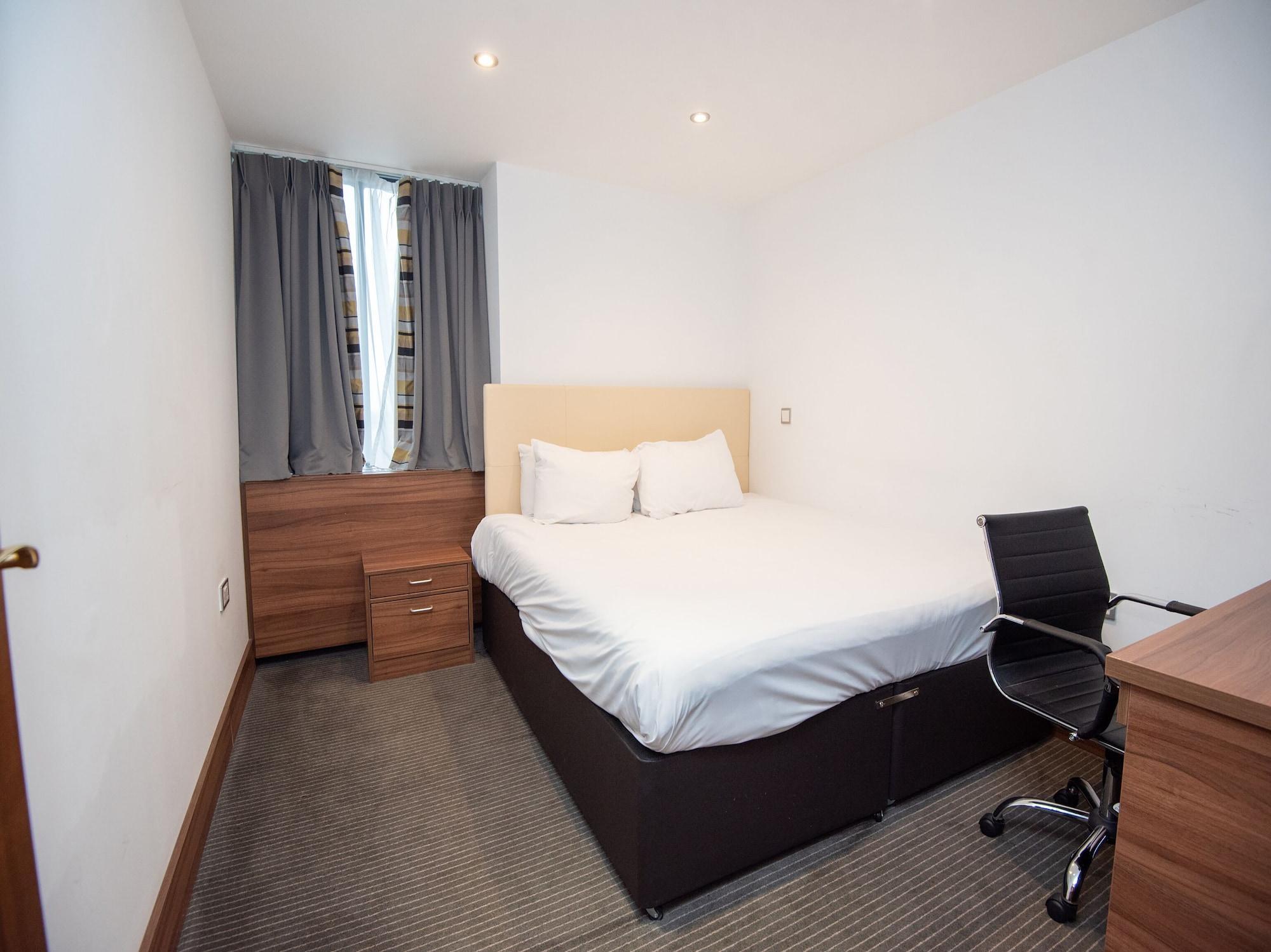 Livin' Serviced Apartments Watford  Exterior photo