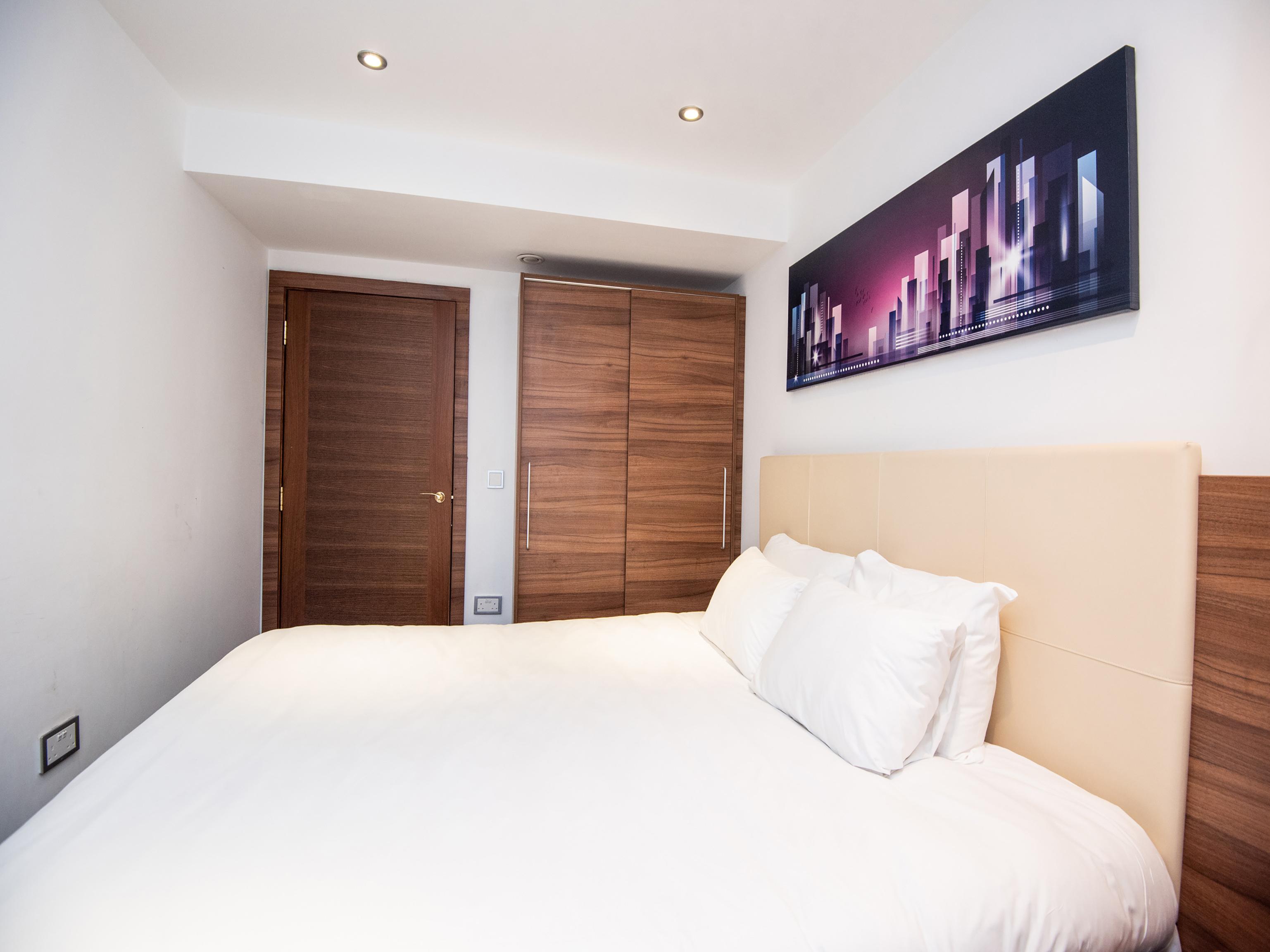 Livin' Serviced Apartments Watford  Exterior photo