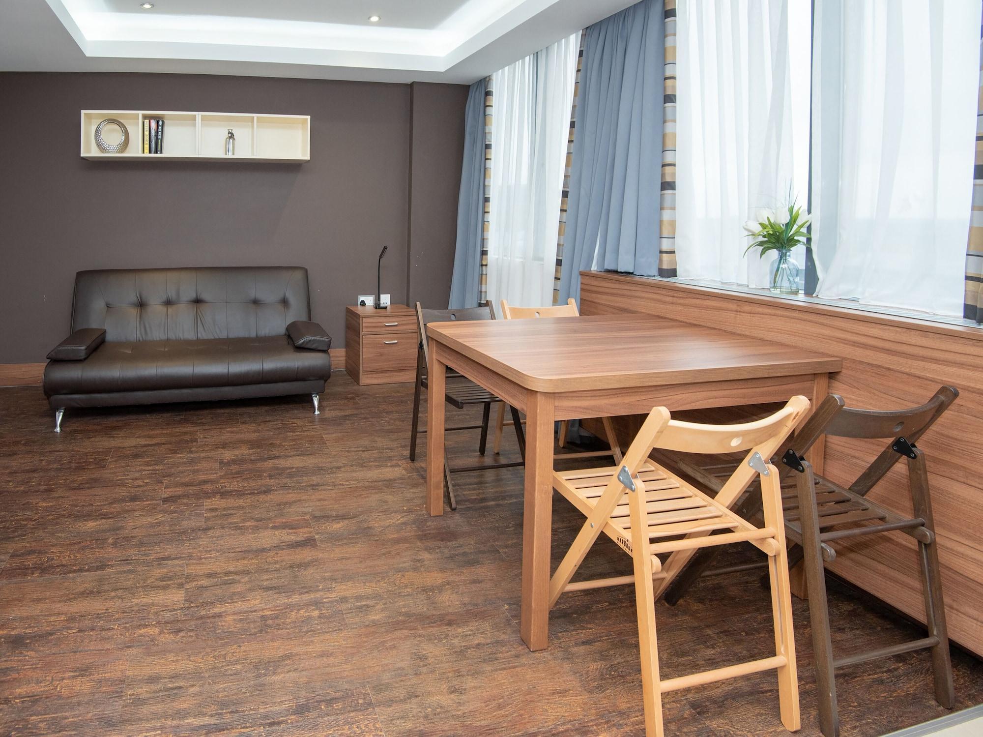 Livin' Serviced Apartments Watford  Exterior photo