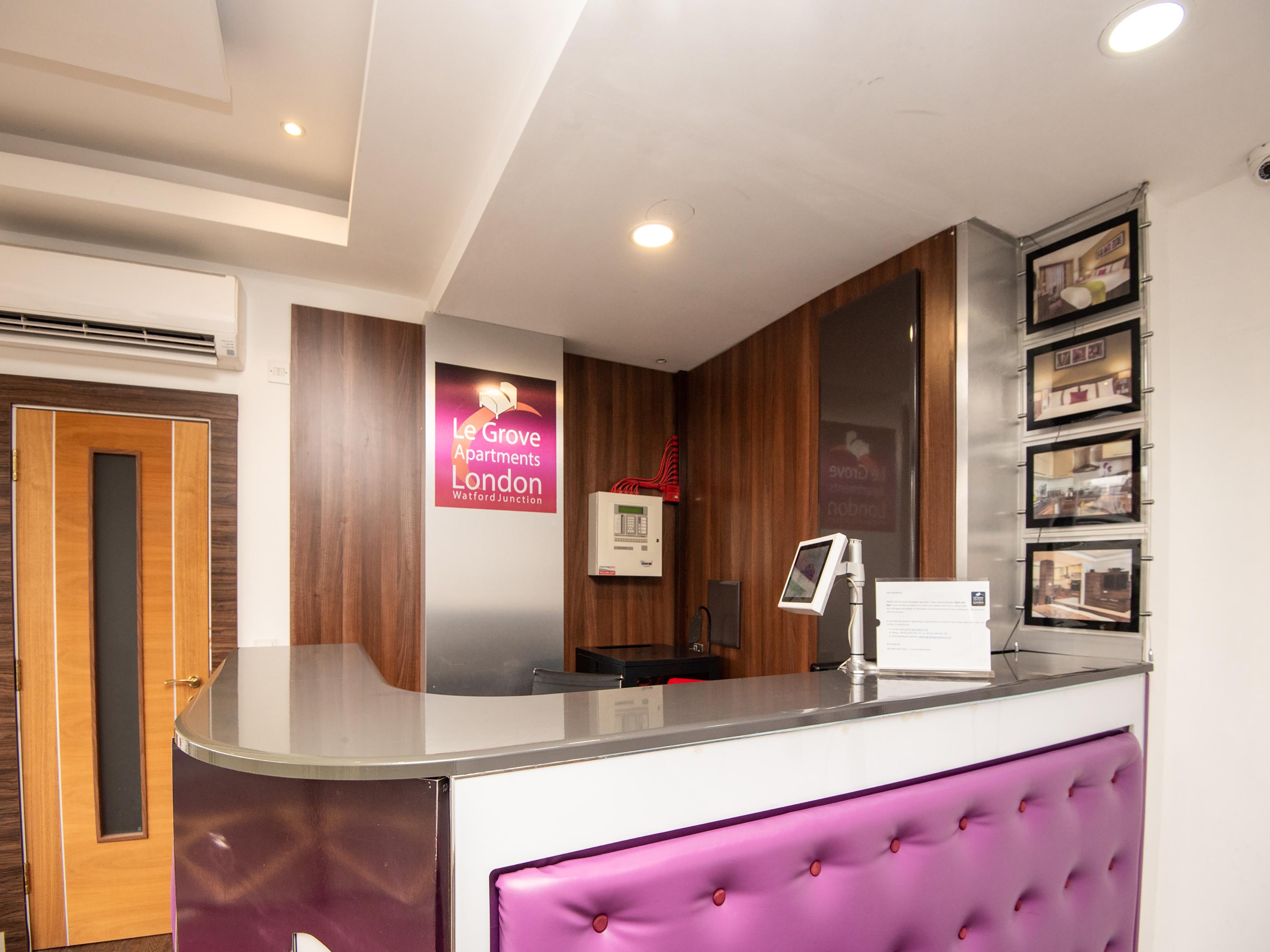 Livin' Serviced Apartments Watford  Exterior photo